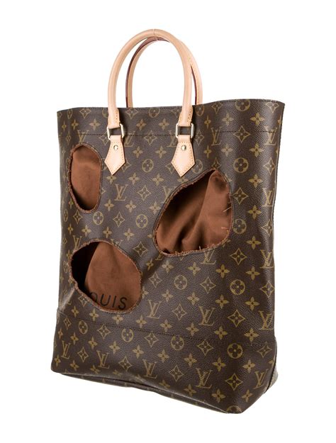 louis vuitton under 300 dollars.